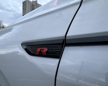 Белый Фольксваген Тигуан, объемом двигателя 2 л и пробегом 121 тыс. км за 22600 $, фото 4 на Automoto.ua