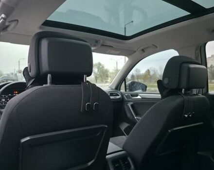 Білий Фольксваген Тігуан, об'ємом двигуна 1.97 л та пробігом 170 тис. км за 35000 $, фото 36 на Automoto.ua