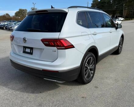 Білий Фольксваген Тігуан, об'ємом двигуна 2 л та пробігом 42 тис. км за 10600 $, фото 4 на Automoto.ua