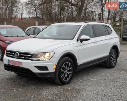 Білий Фольксваген Тігуан, об'ємом двигуна 1.98 л та пробігом 123 тис. км за 17550 $, фото 2 на Automoto.ua