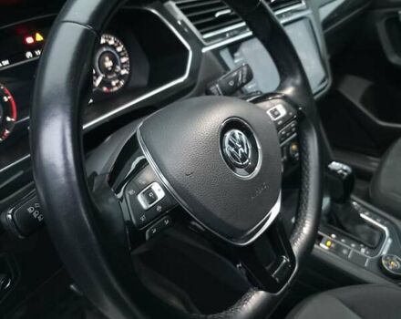 Білий Фольксваген Тігуан, об'ємом двигуна 1.97 л та пробігом 170 тис. км за 35000 $, фото 11 на Automoto.ua