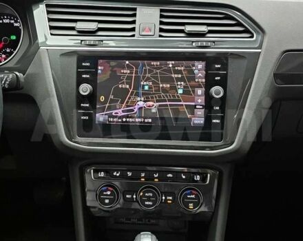 Белый Фольксваген Тигуан, объемом двигателя 2 л и пробегом 57 тыс. км за 16200 $, фото 8 на Automoto.ua