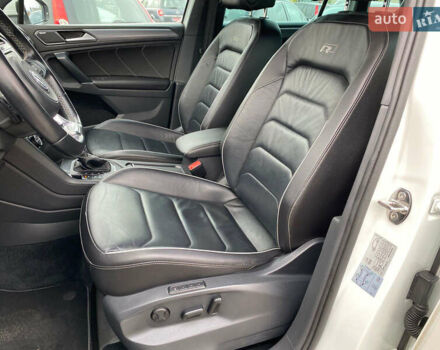 Білий Фольксваген Тігуан, об'ємом двигуна 2 л та пробігом 182 тис. км за 31600 $, фото 36 на Automoto.ua