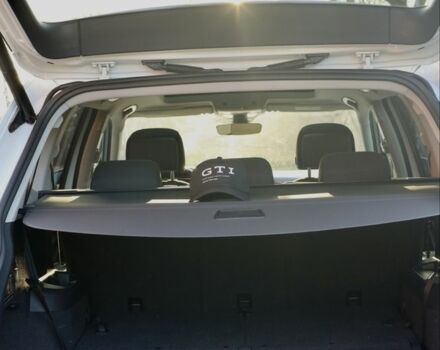 Белый Фольксваген Тигуан, объемом двигателя 2 л и пробегом 243 тыс. км за 24000 $, фото 4 на Automoto.ua