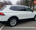 Білий Фольксваген Тігуан, об'ємом двигуна 2 л та пробігом 145 тис. км за 23600 $, фото 4 на Automoto.ua