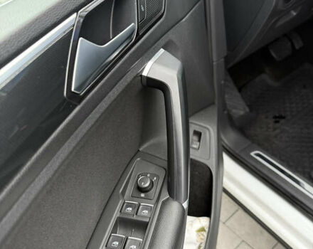 Белый Фольксваген Тигуан, объемом двигателя 1.97 л и пробегом 222 тыс. км за 27500 $, фото 12 на Automoto.ua