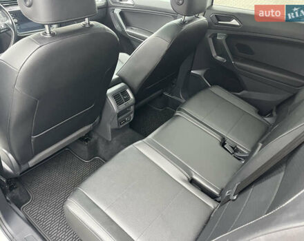 Белый Фольксваген Тигуан, объемом двигателя 2 л и пробегом 112 тыс. км за 17800 $, фото 13 на Automoto.ua