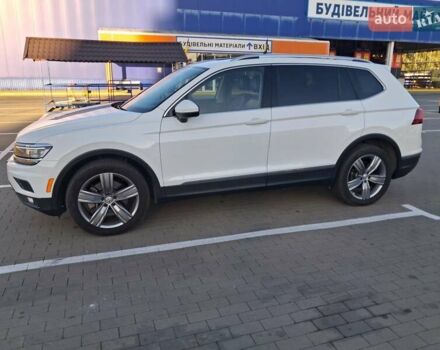 Білий Фольксваген Тігуан, об'ємом двигуна 2 л та пробігом 120 тис. км за 23400 $, фото 7 на Automoto.ua