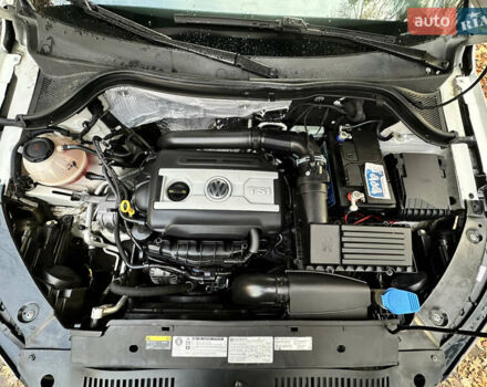 Белый Фольксваген Тигуан, объемом двигателя 1.98 л и пробегом 135 тыс. км за 12899 $, фото 12 на Automoto.ua