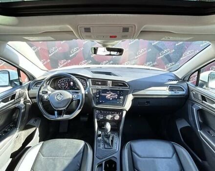 Белый Фольксваген Тигуан, объемом двигателя 2 л и пробегом 120 тыс. км за 24200 $, фото 19 на Automoto.ua