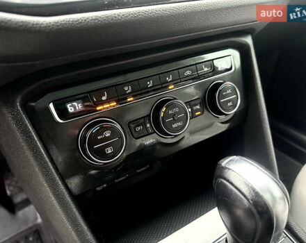 Белый Фольксваген Тигуан, объемом двигателя 1.98 л и пробегом 252 тыс. км за 14499 $, фото 16 на Automoto.ua