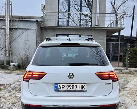 Белый Фольксваген Тигуан, объемом двигателя 1.97 л и пробегом 114 тыс. км за 28000 $, фото 3 на Automoto.ua