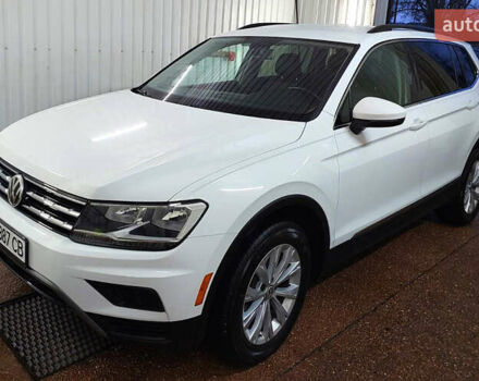 Білий Фольксваген Тігуан, об'ємом двигуна 2 л та пробігом 145 тис. км за 23600 $, фото 63 на Automoto.ua