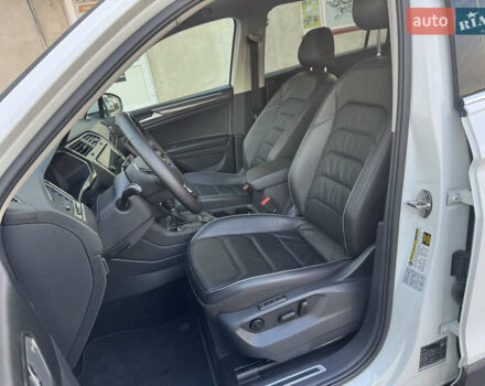 Білий Фольксваген Тігуан, об'ємом двигуна 1.98 л та пробігом 187 тис. км за 18900 $, фото 23 на Automoto.ua