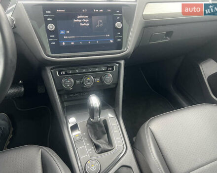 Белый Фольксваген Тигуан, объемом двигателя 1.98 л и пробегом 83 тыс. км за 23500 $, фото 15 на Automoto.ua