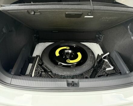 Белый Фольксваген Тигуан, объемом двигателя 2 л и пробегом 175 тыс. км за 18399 $, фото 13 на Automoto.ua