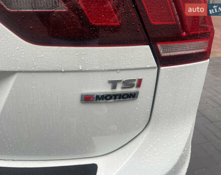 Белый Фольксваген Тигуан, объемом двигателя 1.98 л и пробегом 129 тыс. км за 17950 $, фото 15 на Automoto.ua