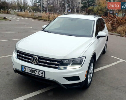 Білий Фольксваген Тігуан, об'ємом двигуна 2 л та пробігом 145 тис. км за 23600 $, фото 10 на Automoto.ua