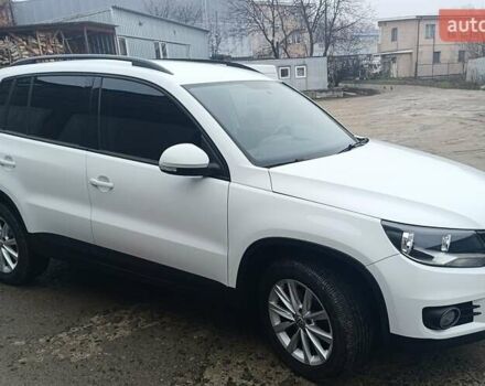 Белый Фольксваген Тигуан, объемом двигателя 2 л и пробегом 112 тыс. км за 14100 $, фото 1 на Automoto.ua