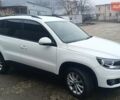 Белый Фольксваген Тигуан, объемом двигателя 2 л и пробегом 112 тыс. км за 14100 $, фото 1 на Automoto.ua