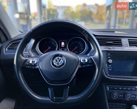Білий Фольксваген Тігуан, об'ємом двигуна 1.98 л та пробігом 153 тис. км за 16999 $, фото 10 на Automoto.ua