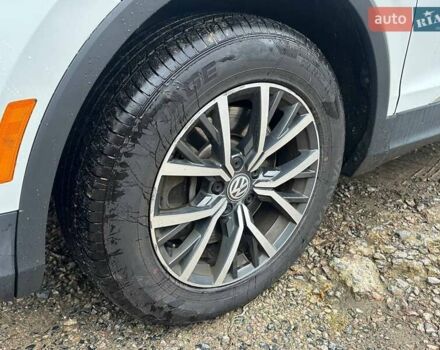 Белый Фольксваген Тигуан, объемом двигателя 2 л и пробегом 123 тыс. км за 17500 $, фото 11 на Automoto.ua