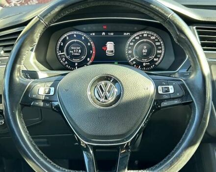 Белый Фольксваген Тигуан, объемом двигателя 2 л и пробегом 120 тыс. км за 24200 $, фото 43 на Automoto.ua