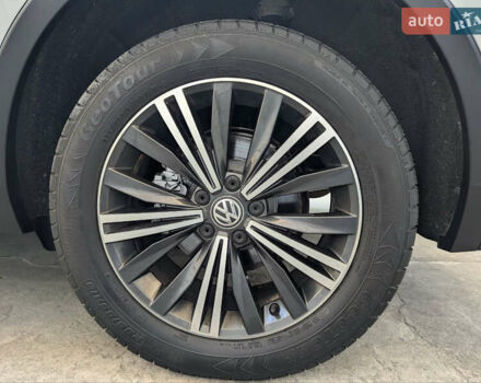 Белый Фольксваген Тигуан, объемом двигателя 1.98 л и пробегом 100 тыс. км за 23100 $, фото 29 на Automoto.ua