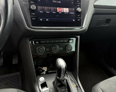 Белый Фольксваген Тигуан, объемом двигателя 1.97 л и пробегом 222 тыс. км за 27500 $, фото 19 на Automoto.ua