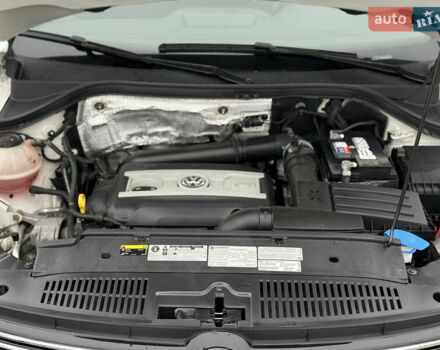 Белый Фольксваген Тигуан, объемом двигателя 2 л и пробегом 110 тыс. км за 14998 $, фото 20 на Automoto.ua