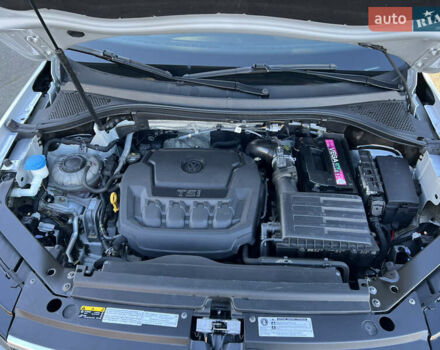 Белый Фольксваген Тигуан, объемом двигателя 2 л и пробегом 84 тыс. км за 22700 $, фото 27 на Automoto.ua