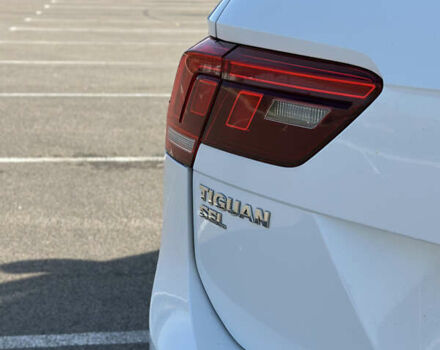 Белый Фольксваген Тигуан, объемом двигателя 2 л и пробегом 192 тыс. км за 17200 $, фото 23 на Automoto.ua