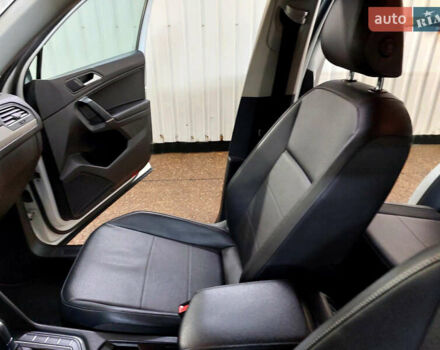 Білий Фольксваген Тігуан, об'ємом двигуна 2 л та пробігом 145 тис. км за 23600 $, фото 74 на Automoto.ua