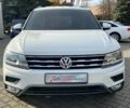 Белый Фольксваген Тигуан, объемом двигателя 2 л и пробегом 115 тыс. км за 17900 $, фото 1 на Automoto.ua
