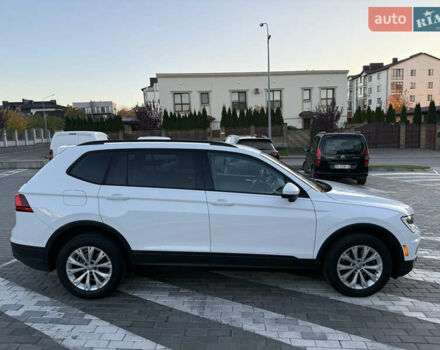 Белый Фольксваген Тигуан, объемом двигателя 1.98 л и пробегом 135 тыс. км за 16400 $, фото 23 на Automoto.ua
