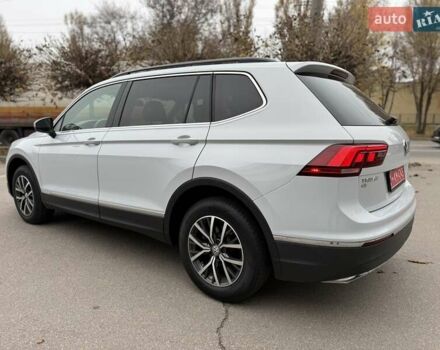 Білий Фольксваген Тігуан, об'ємом двигуна 2 л та пробігом 72 тис. км за 19300 $, фото 12 на Automoto.ua