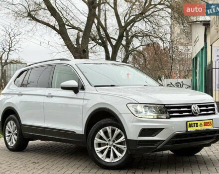 Белый Фольксваген Тигуан, объемом двигателя 1.98 л и пробегом 99 тыс. км за 20999 $, фото 5 на Automoto.ua