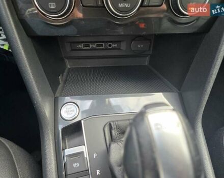 Белый Фольксваген Тигуан, объемом двигателя 2 л и пробегом 102 тыс. км за 25500 $, фото 18 на Automoto.ua