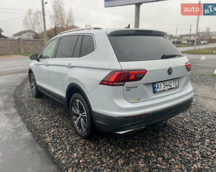 Белый Фольксваген Тигуан, объемом двигателя 1.98 л и пробегом 83 тыс. км за 23500 $, фото 3 на Automoto.ua