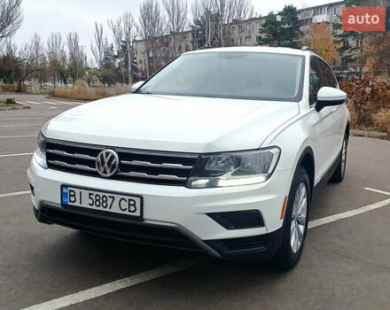 Білий Фольксваген Тігуан, об'ємом двигуна 2 л та пробігом 145 тис. км за 23600 $, фото 11 на Automoto.ua