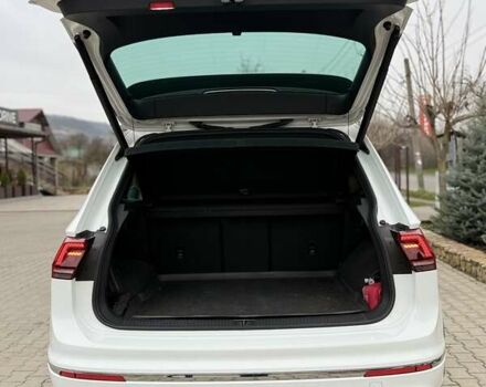 Білий Фольксваген Тігуан, об'ємом двигуна 1.98 л та пробігом 160 тис. км за 29800 $, фото 10 на Automoto.ua