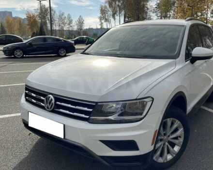 Белый Фольксваген Тигуан, объемом двигателя 2 л и пробегом 101 тыс. км за 15500 $, фото 1 на Automoto.ua