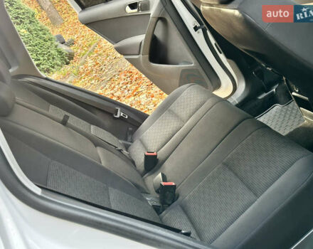 Белый Фольксваген Тигуан, объемом двигателя 1.98 л и пробегом 135 тыс. км за 12899 $, фото 40 на Automoto.ua