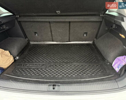 Белый Фольксваген Тигуан, объемом двигателя 1.97 л и пробегом 222 тыс. км за 27500 $, фото 18 на Automoto.ua