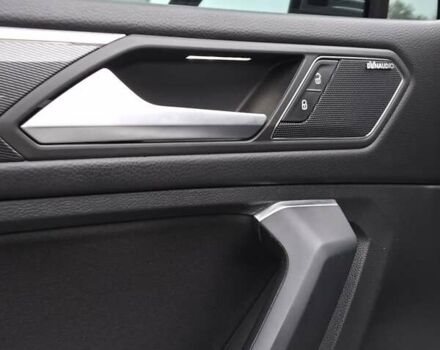 Білий Фольксваген Тігуан, об'ємом двигуна 1.97 л та пробігом 170 тис. км за 35000 $, фото 31 на Automoto.ua