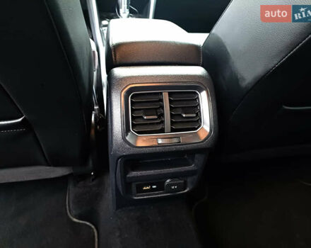 Білий Фольксваген Тігуан, об'ємом двигуна 2 л та пробігом 145 тис. км за 23600 $, фото 45 на Automoto.ua