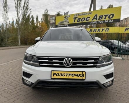 Белый Фольксваген Тигуан, объемом двигателя 2 л и пробегом 117 тыс. км за 17900 $, фото 1 на Automoto.ua