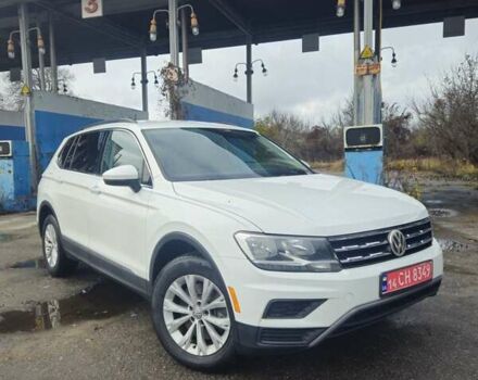 Белый Фольксваген Тигуан, объемом двигателя 2 л и пробегом 139 тыс. км за 17900 $, фото 6 на Automoto.ua