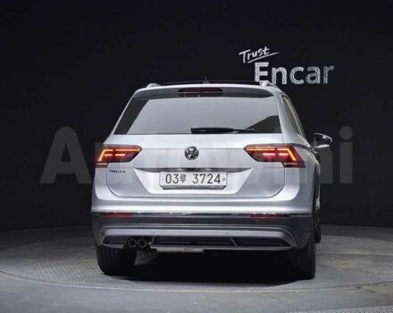 Белый Фольксваген Тигуан, объемом двигателя 2 л и пробегом 57 тыс. км за 16200 $, фото 2 на Automoto.ua