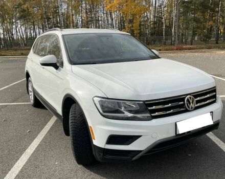 Белый Фольксваген Тигуан, объемом двигателя 2 л и пробегом 101 тыс. км за 15500 $, фото 2 на Automoto.ua